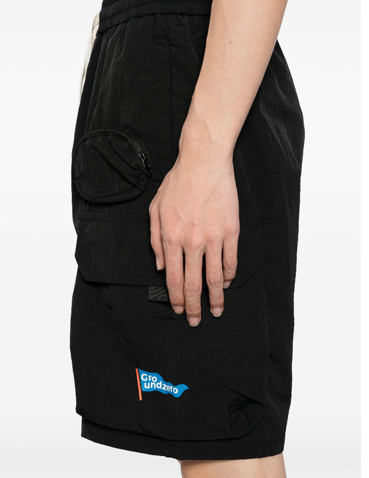 Ground Zero
Logo-print cargo shorts