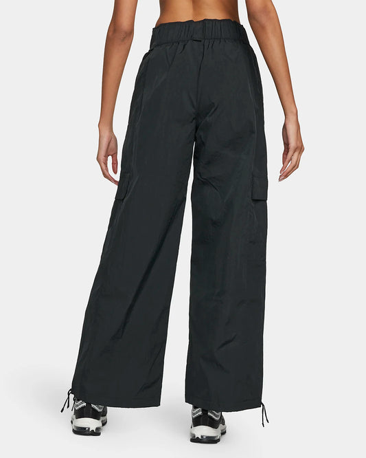 Nike women’s loose fit cargo trousers