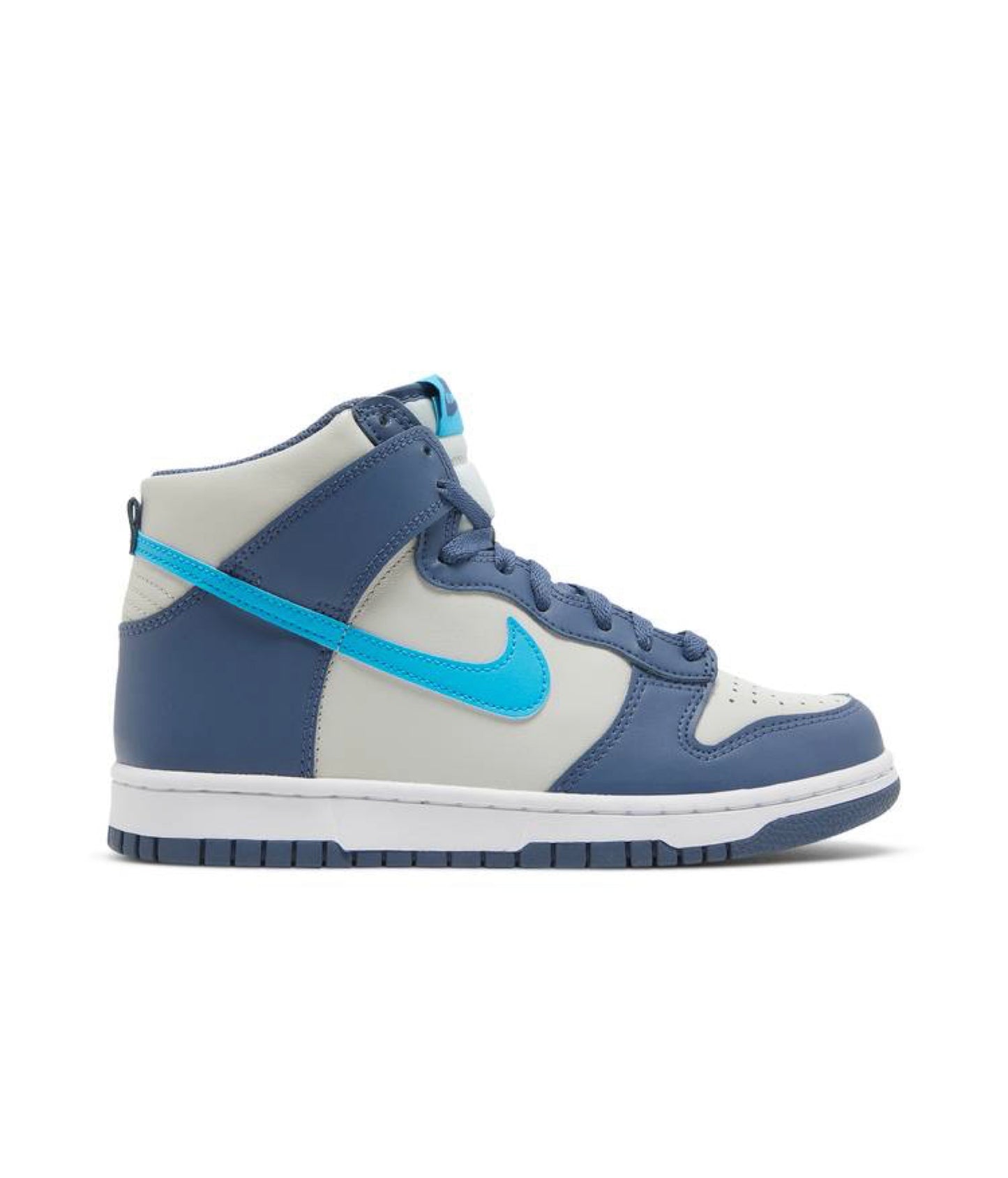 Dunk high GS ‘light bone diffused blue’